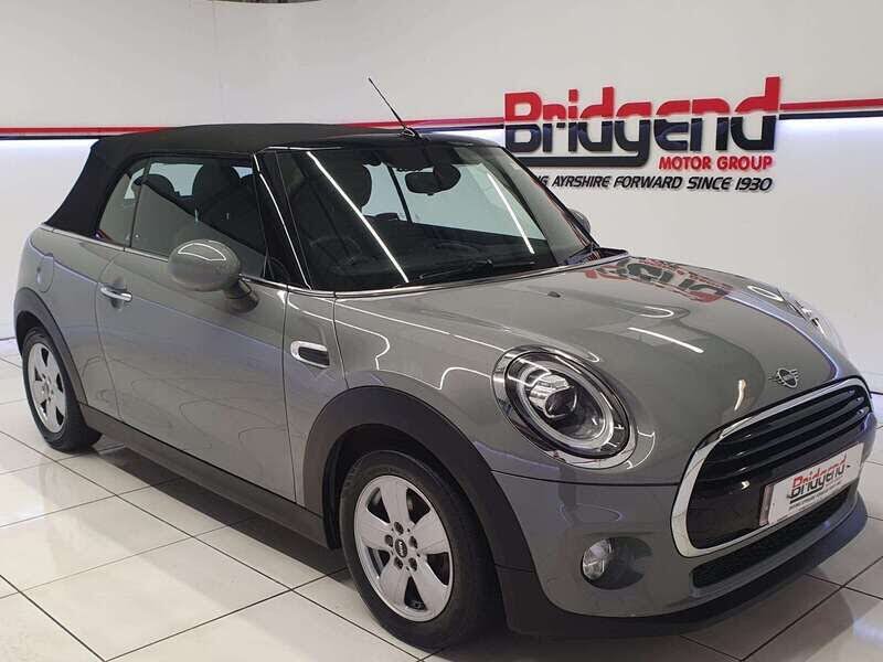 2019 MINI Mini 1.5 Cooper Classic (s/s) Convertible 2d Auto