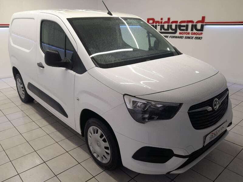 2020 Vauxhall Combo 1.5CDTi Sportive 2300 (100PS)(EU6dT) L1H1 Panel
