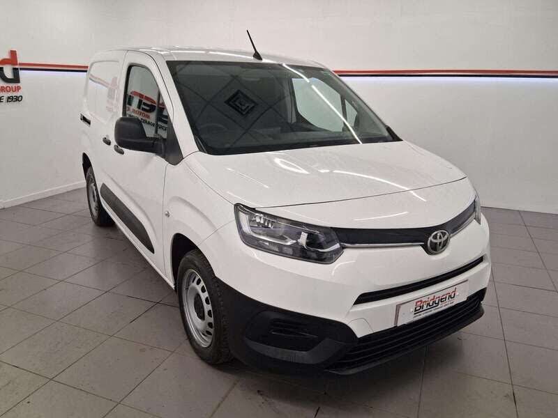 2022 Toyota ProAce City 1.5D Active