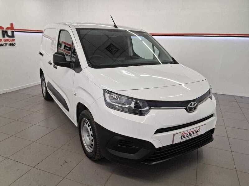 2022 Toyota ProAce City 1.5D Active
