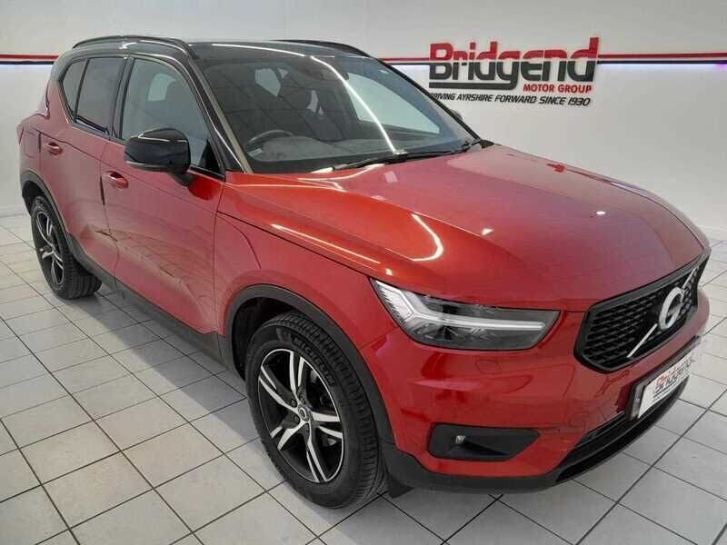 2019 Volvo XC40 1.5 T3 R-Design (163bhp)