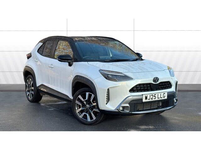 2025 Toyota Yaris Cross 1.5 VVT-i Premiere Edition (Pan Roof)
