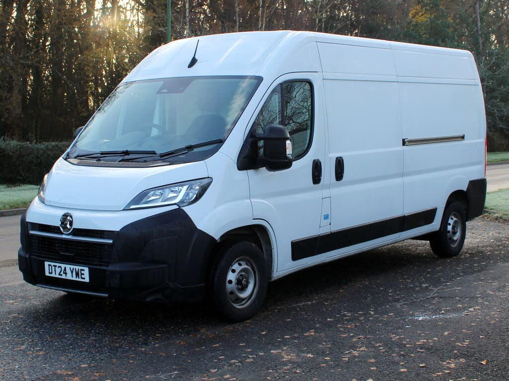 2024 Vauxhall Movano
