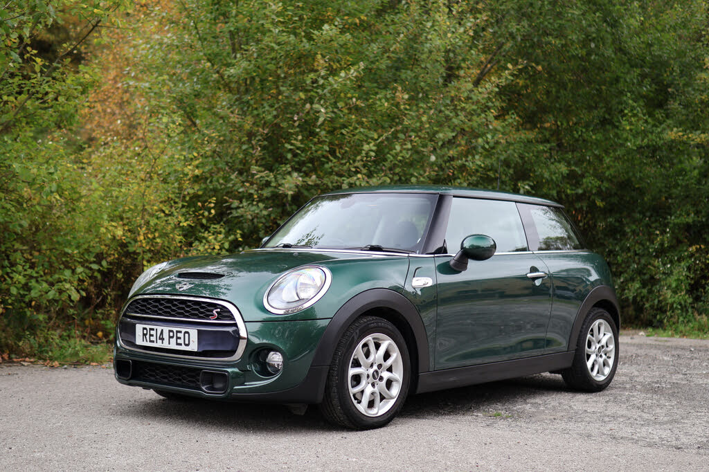 2014 MINI Mini 2.0 Cooper S 3d