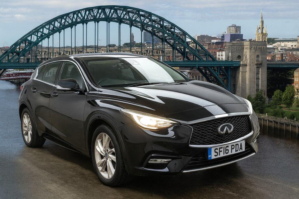 2016 Infiniti Q30 1.5d Business Executive