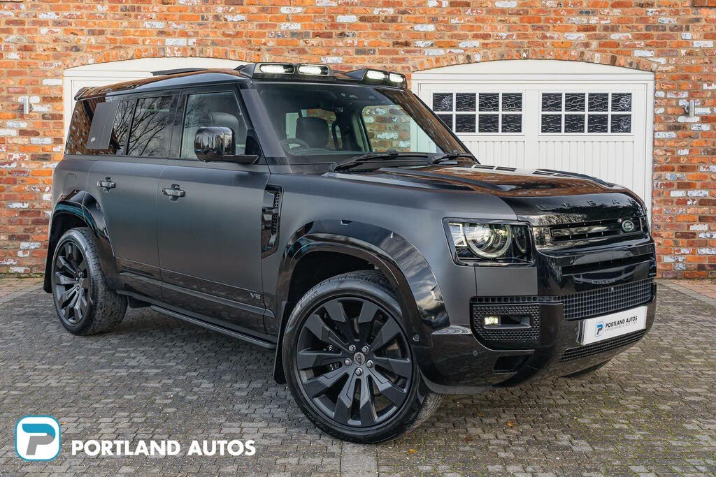 2022 Land Rover 110 Defender 5.0 P525 V8 Carpathian Edition