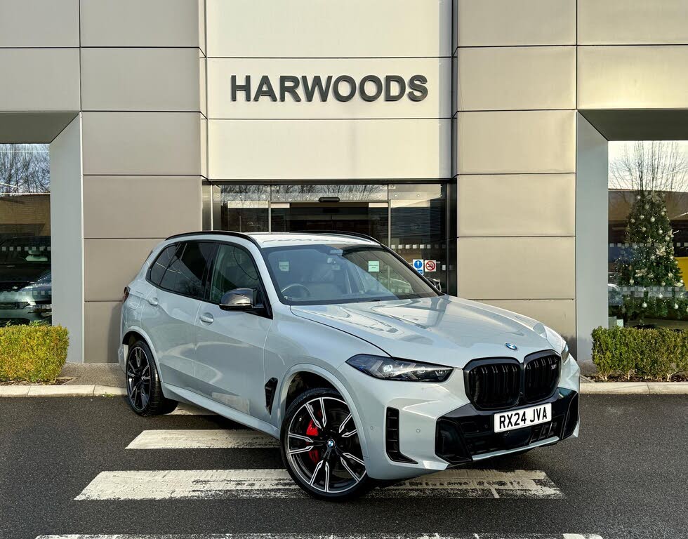 2024 BMW X5 4.4 M60i (MHT)
