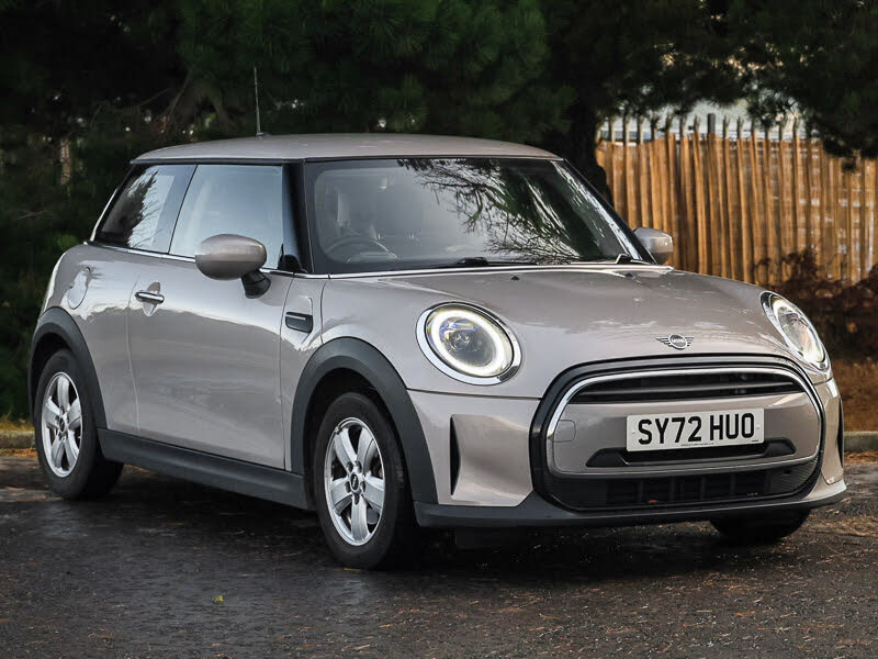 2022 MINI Mini 1.5 Cooper Classic (Premium) Hatchback 3d Auto