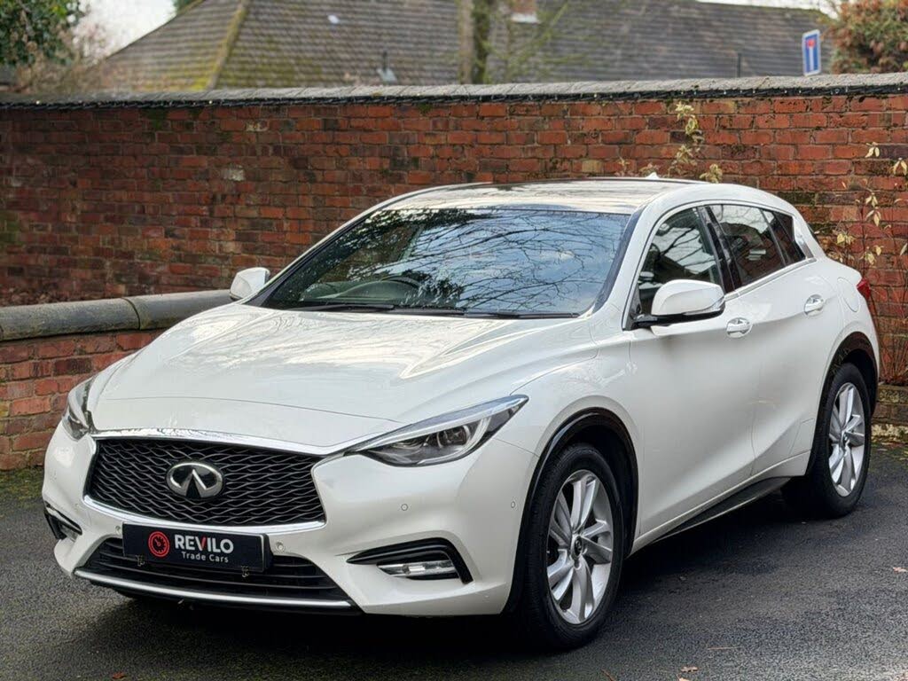 2016 Infiniti Q30 1.5d Premium (Tech)