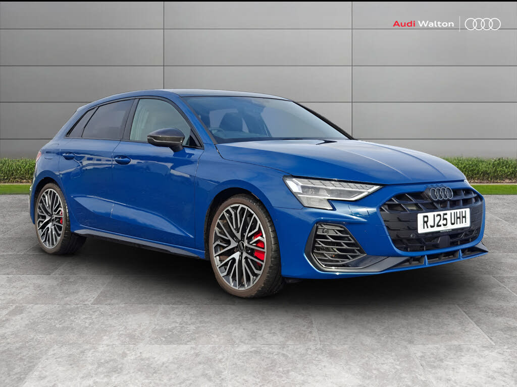 2025 Audi S3 2.0 TFSI Vorsprung Sportback 5d