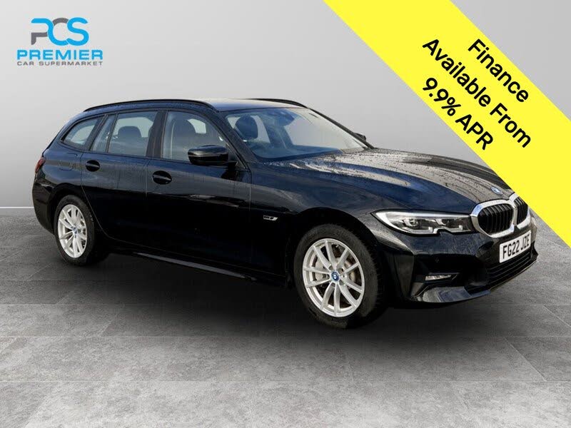 2022 BMW 3 Series 2.0 330e SE Pro Touring 5d