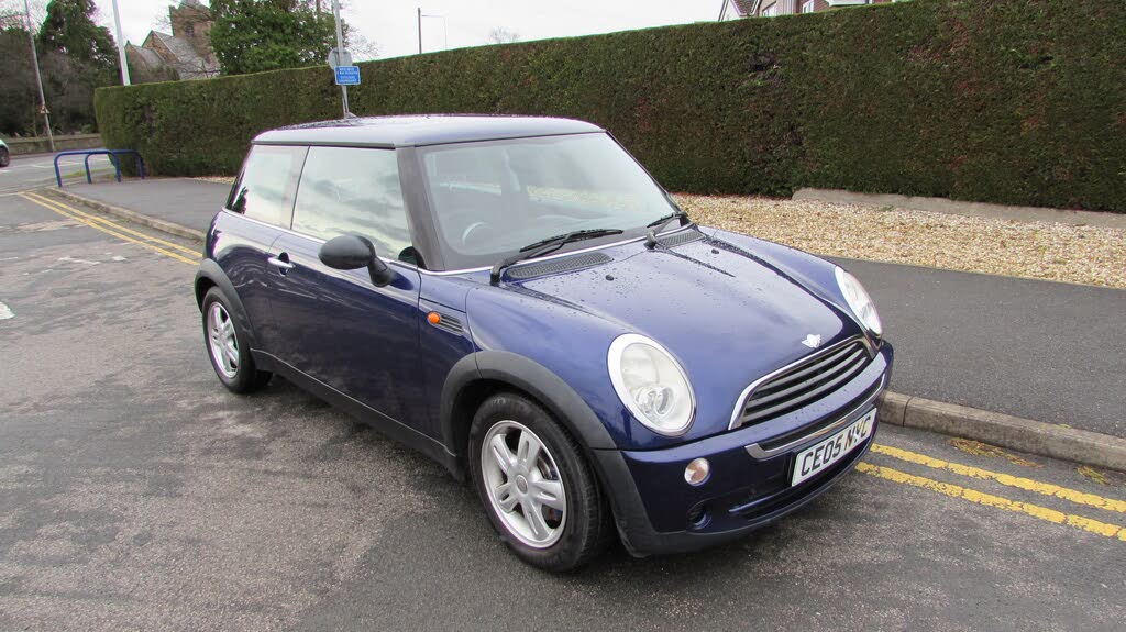 2005 MINI Mini 1.6 One (Pepper) Hatchback 3d