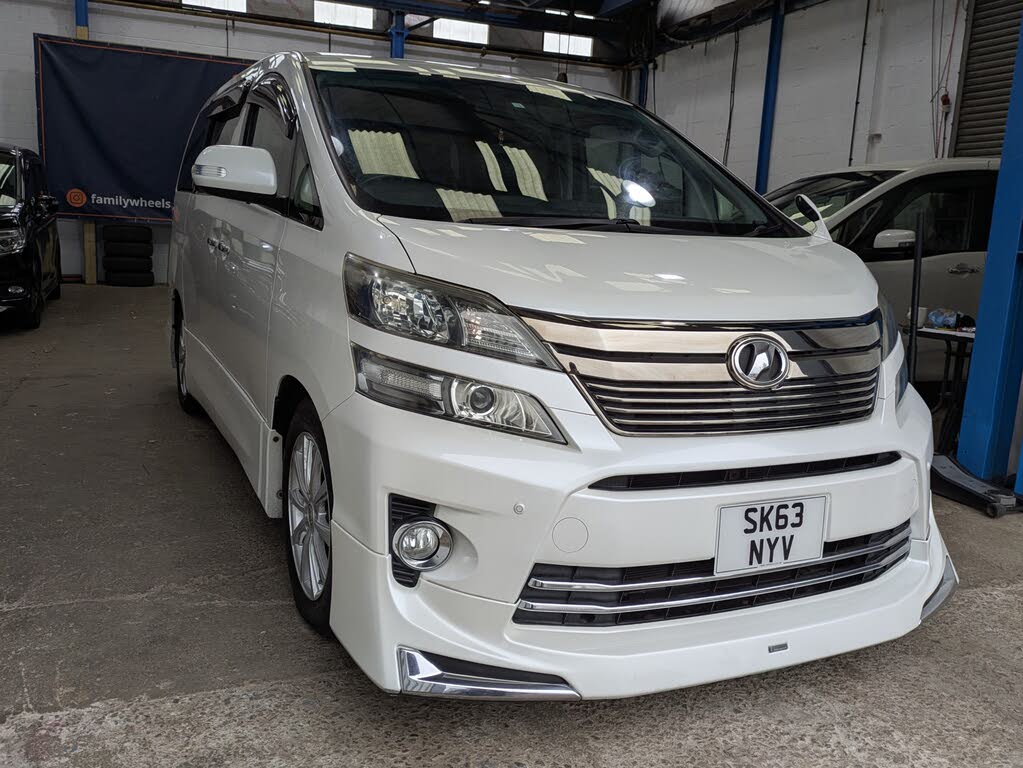 2013 Toyota Vellfire