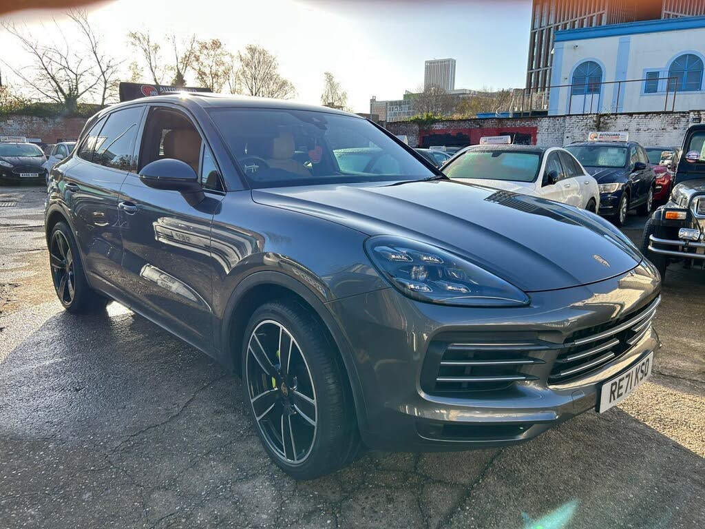 2021 Porsche Cayenne 3.0 V6 E-Hybrid (462ps) Station Wagon