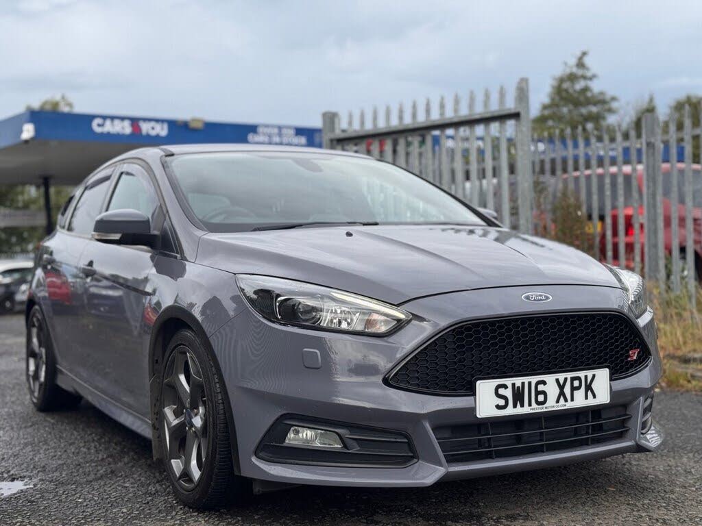 2016 Ford Focus 2.0T ST3 Hatchback