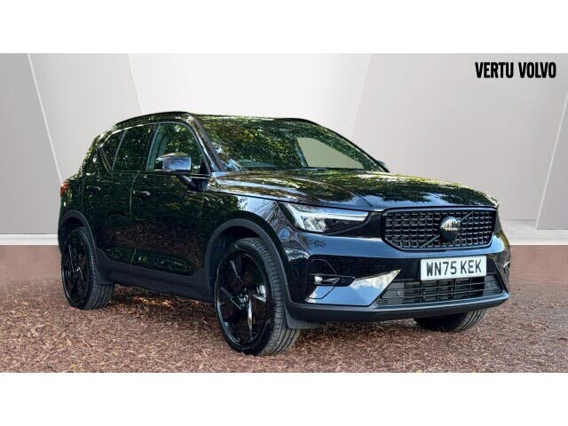 2025 Volvo XC40 2.0 B3 Plus Pro Black Edition