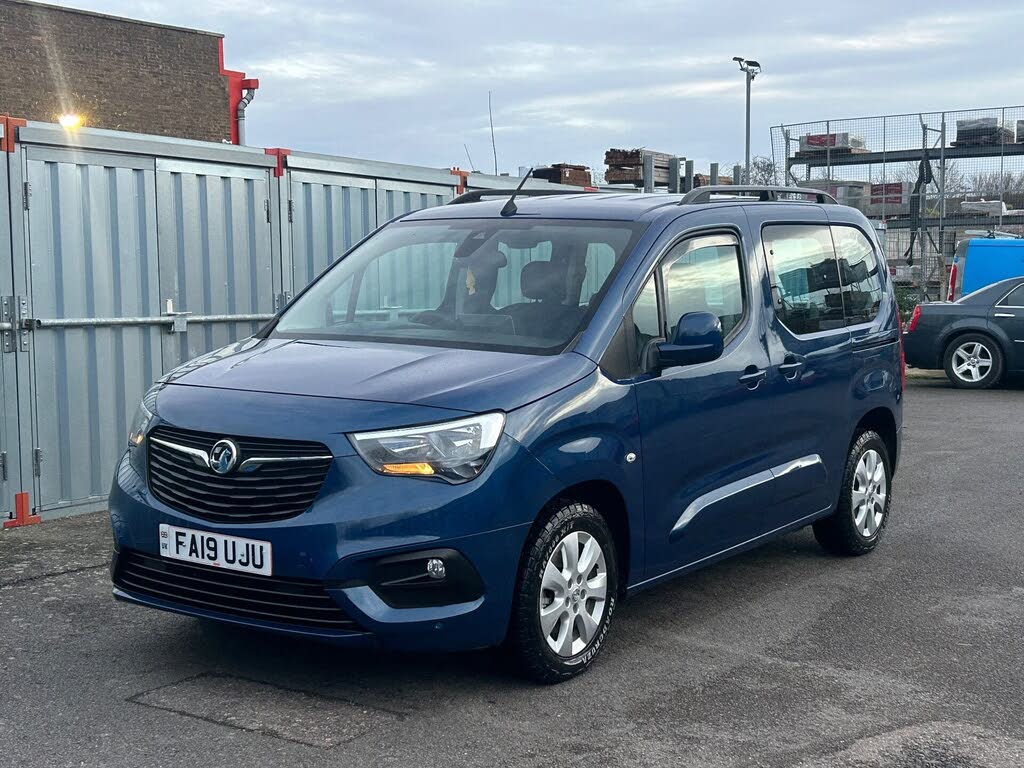 2019 Vauxhall Combo Life 1.2i Energy (110ps) (7st)
