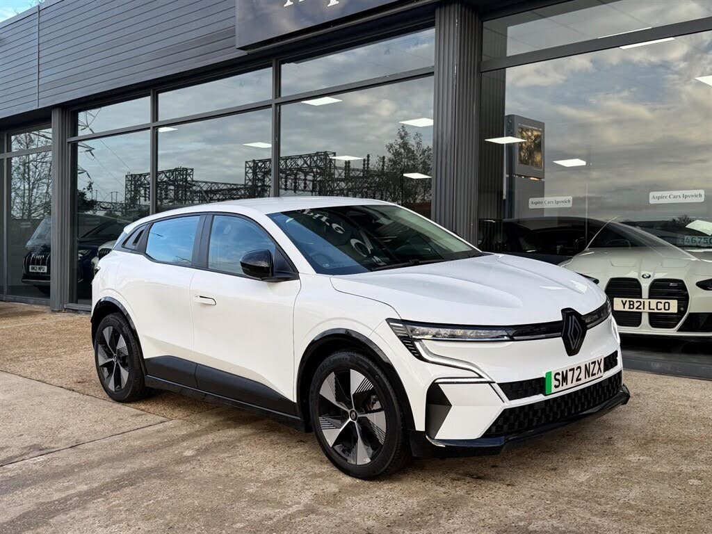 2022 Renault Megane E-Tech E equilibre