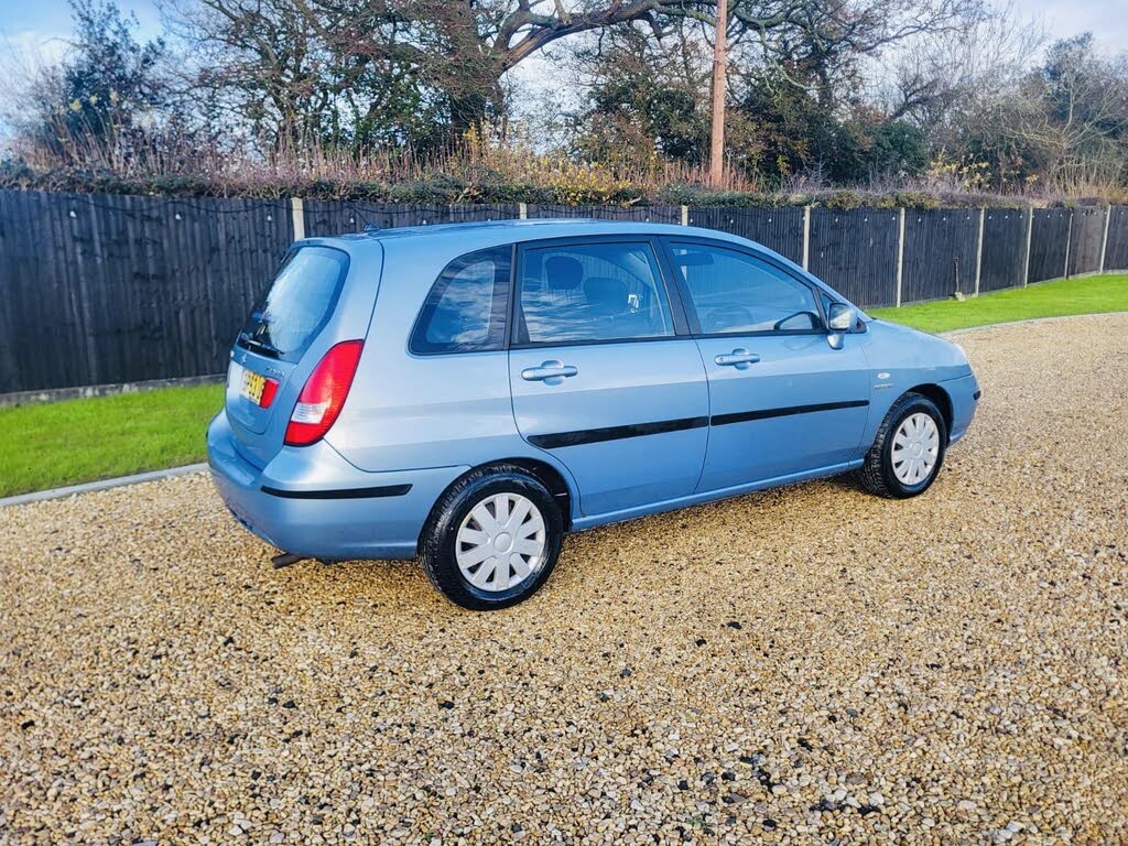 2003 Suzuki Liana 1.6 GL Hatchback 5d