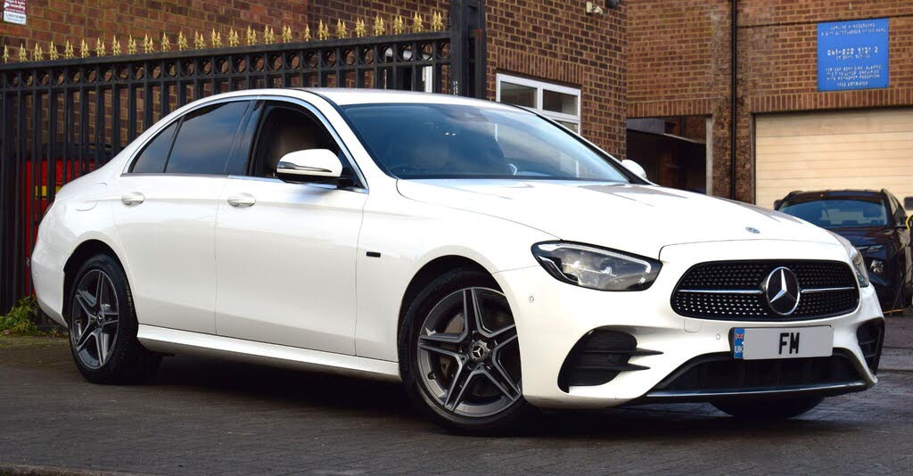 2021 Mercedes-Benz E-Class 2.0d E300de AMG Line Edition Saloon 4d
