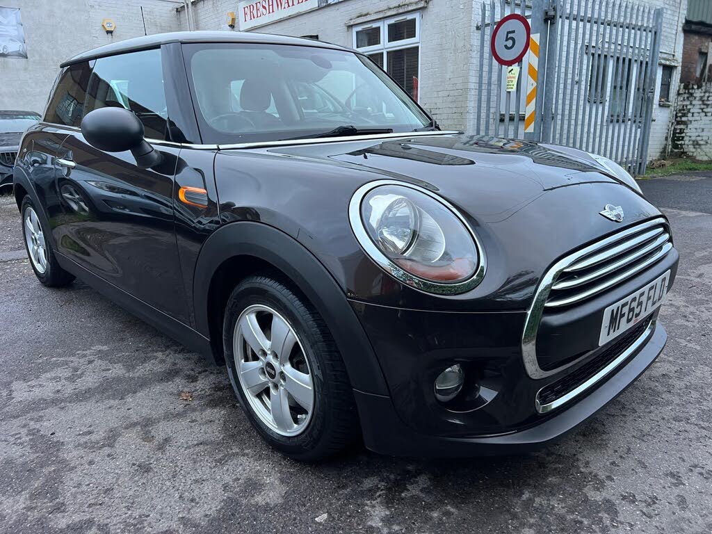 2015 MINI Mini 1.2 One (s/s) 3d