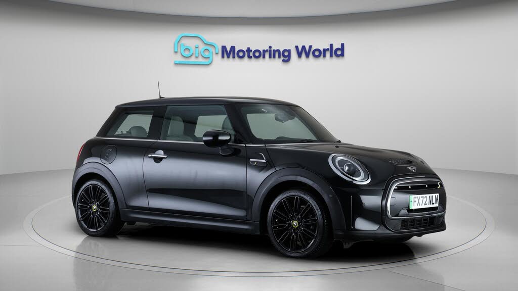 2022 MINI Mini E Cooper S 3)