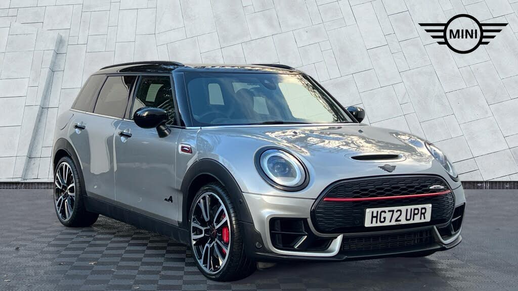 2023 MINI Mini Clubman 2.0 John Cooper Works (Premium Plus)