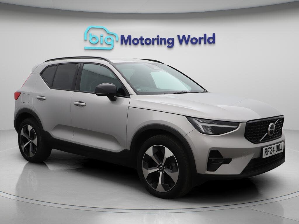 2024 Volvo XC40 2.0 B3 Plus