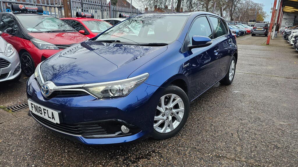 2017 Toyota Auris 1.8 VVT-i HSD Icon Hatchback