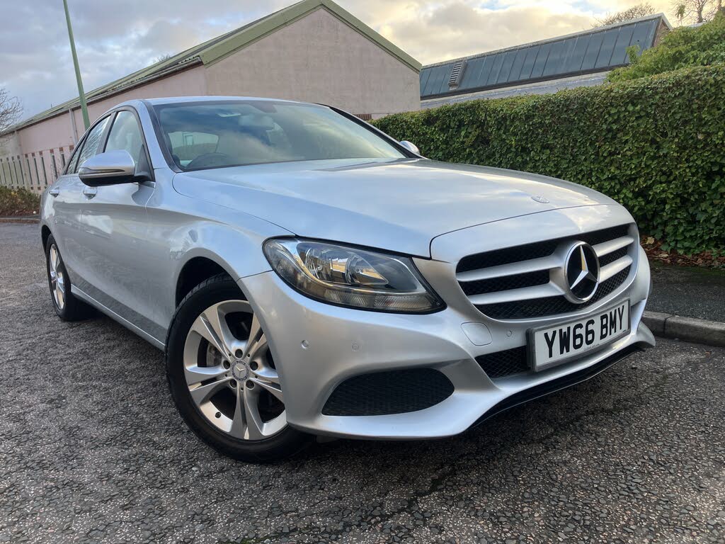 2017 Mercedes-Benz C-Class 2.0 C200 SE Executive edition Saloon 4d