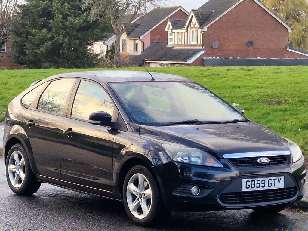 2010 Ford Focus 1.6 Zetec Hatchback 5d