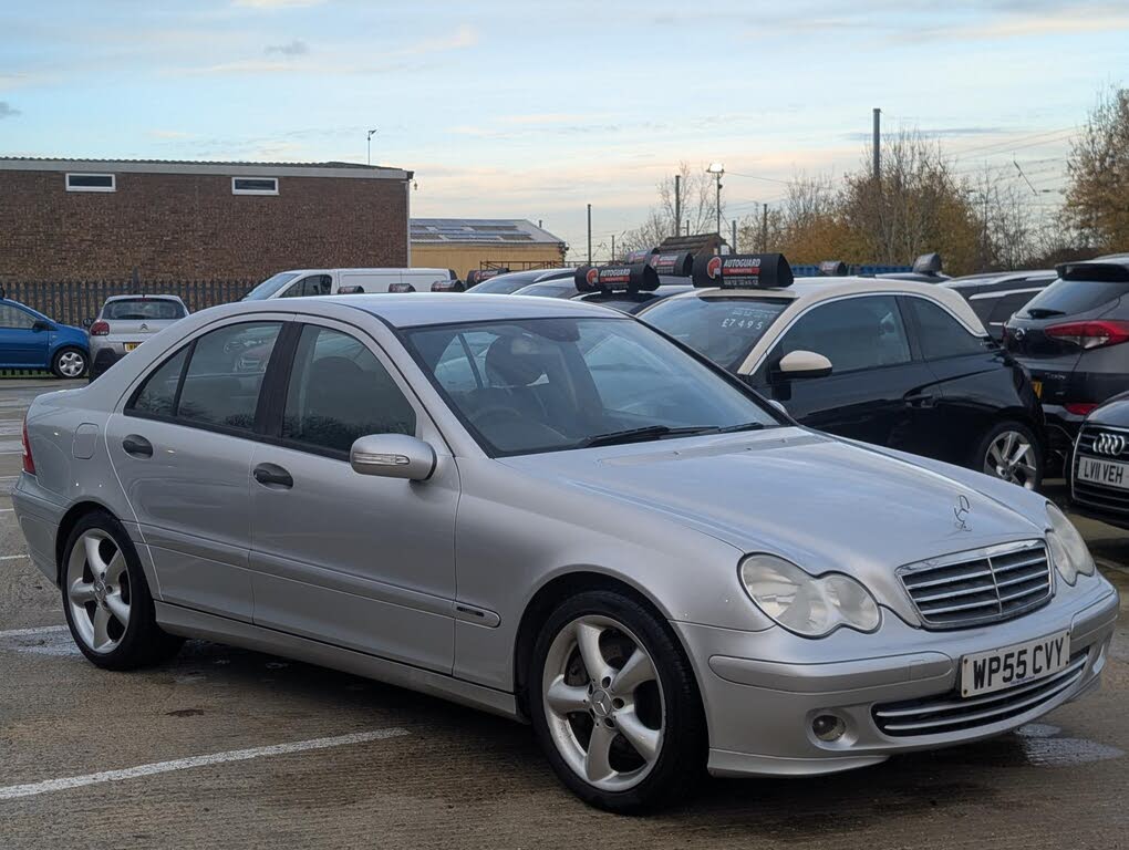 2005 Mercedes-Benz C-Class 1.8 C180 Kompressor Classic SE Saloon 4d auto