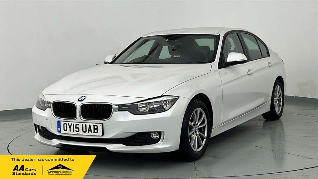 2015 BMW 3 Series 2.0TD 320d EfficientDynamics Business Saloon 4d Auto