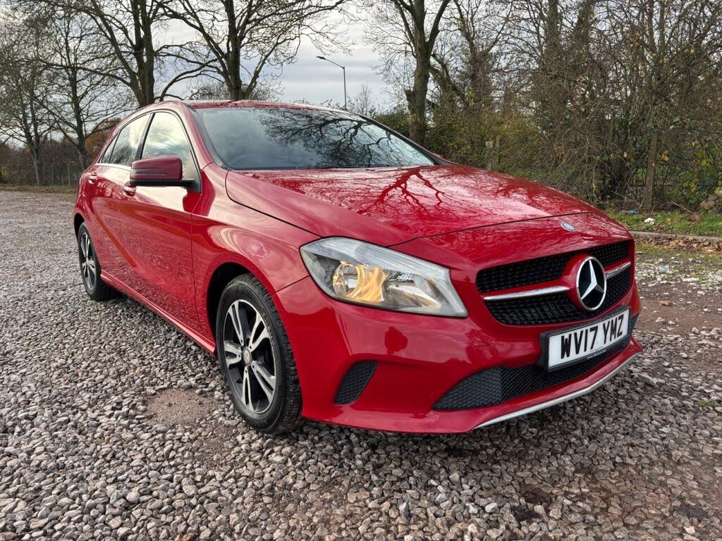 2017 Mercedes-Benz A-Class 1.6 A180 SE (s/s)