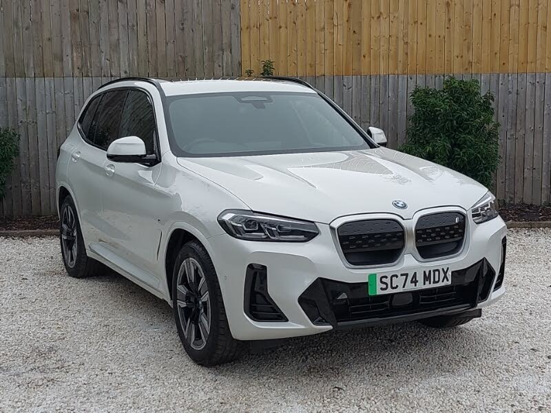 2025 BMW iX3 E M Sport