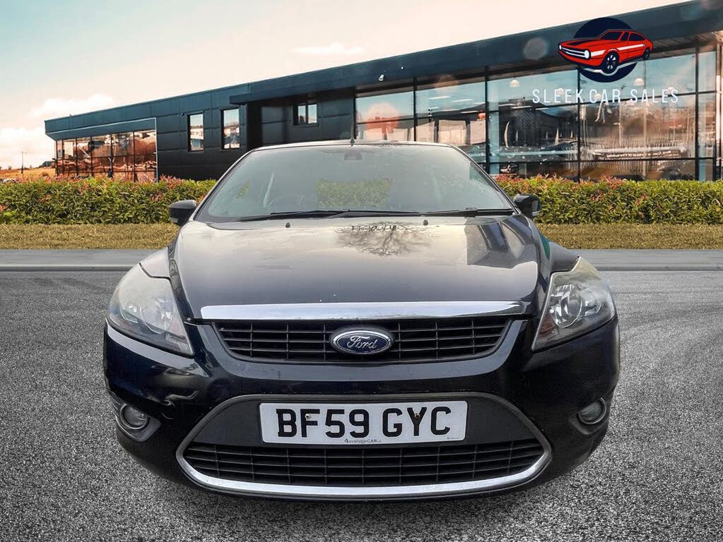 2009 Ford Focus 2.0 Titanium Hatchback 5d auto