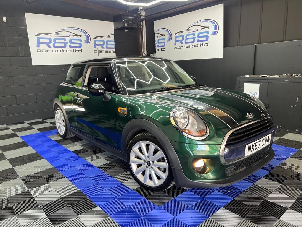 2017 MINI Mini 1.5 Cooper (s/s) Hatchback 3d