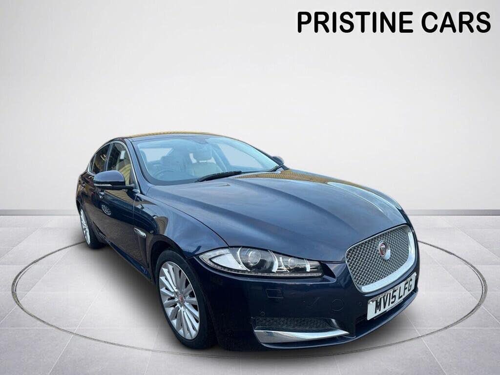 2015 Jaguar XF 2.2TD Luxury (200ps) Saloon 4d