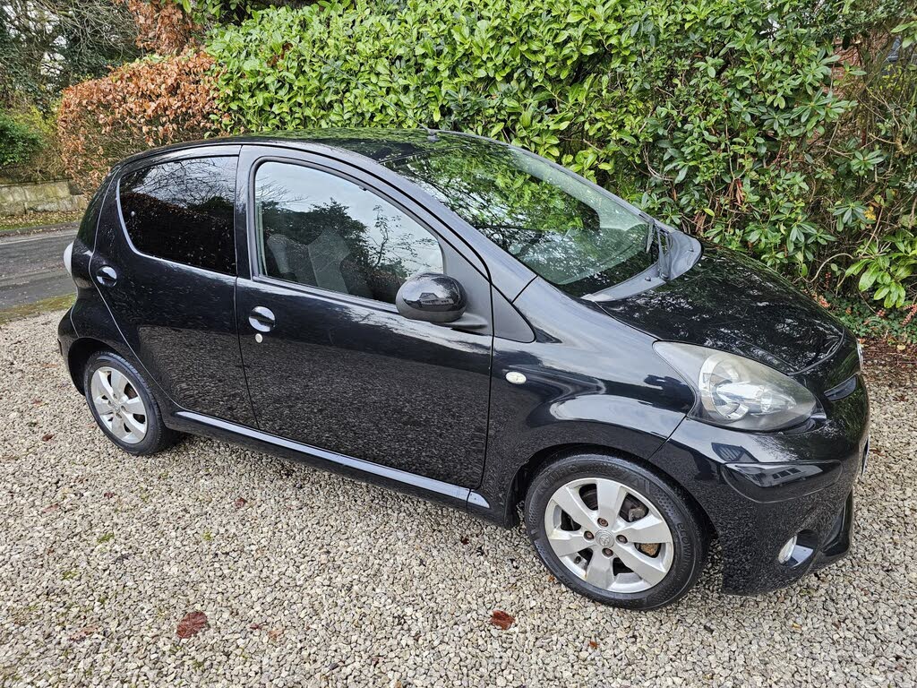 2013 Toyota AYGO 1.0 AYGO Fire 5d M/M