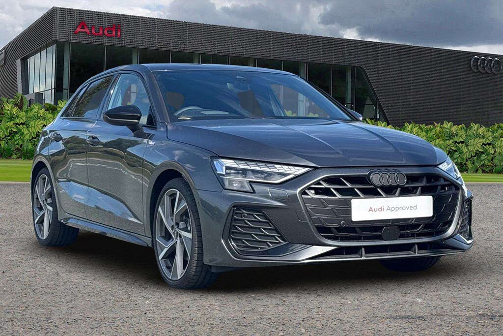 2025 Audi A3 1.5 35 TFSI Black Edition Sportback 5d