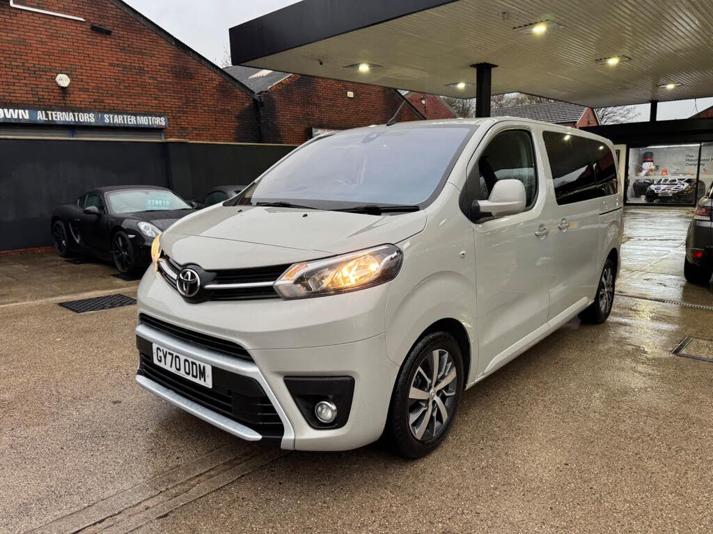 2020 Toyota PROACE VERSO 2.0D Family (150ps) (Premium Pk)(L1)