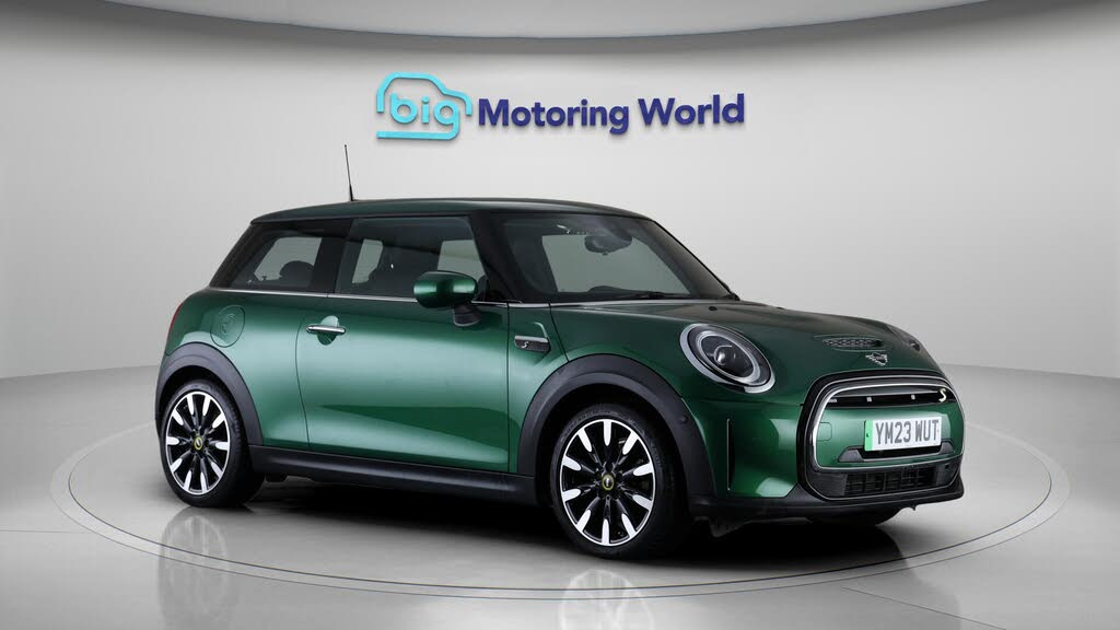 2023 MINI Mini E Cooper S 3)