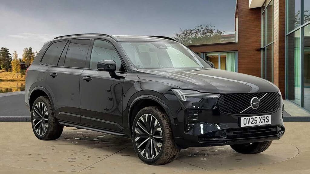 2025 Volvo XC90 2.0 B5 Plus Pro