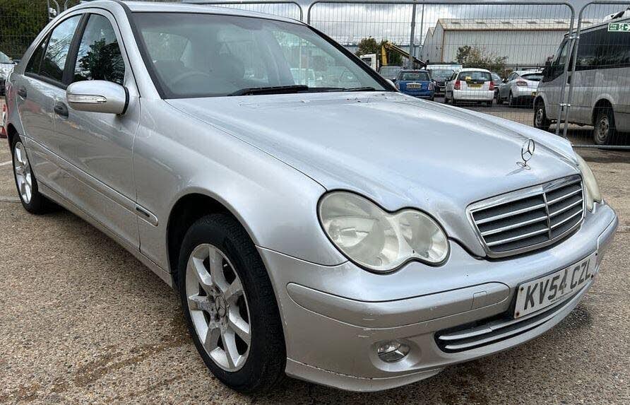 2004 Mercedes-Benz C-Class 1.8 C180 Kompressor Classic SE Saloon 4d auto