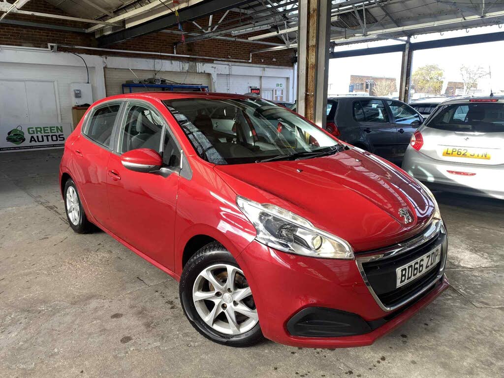 2016 Peugeot 208 1.2 PureTech Active (82bhp) 5d