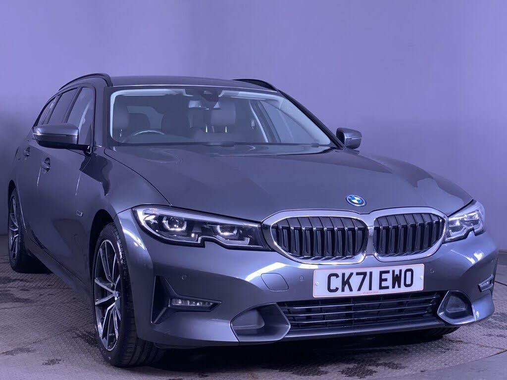2021 BMW 3 Series 2.0 330e Sport Pro Touring 5d
