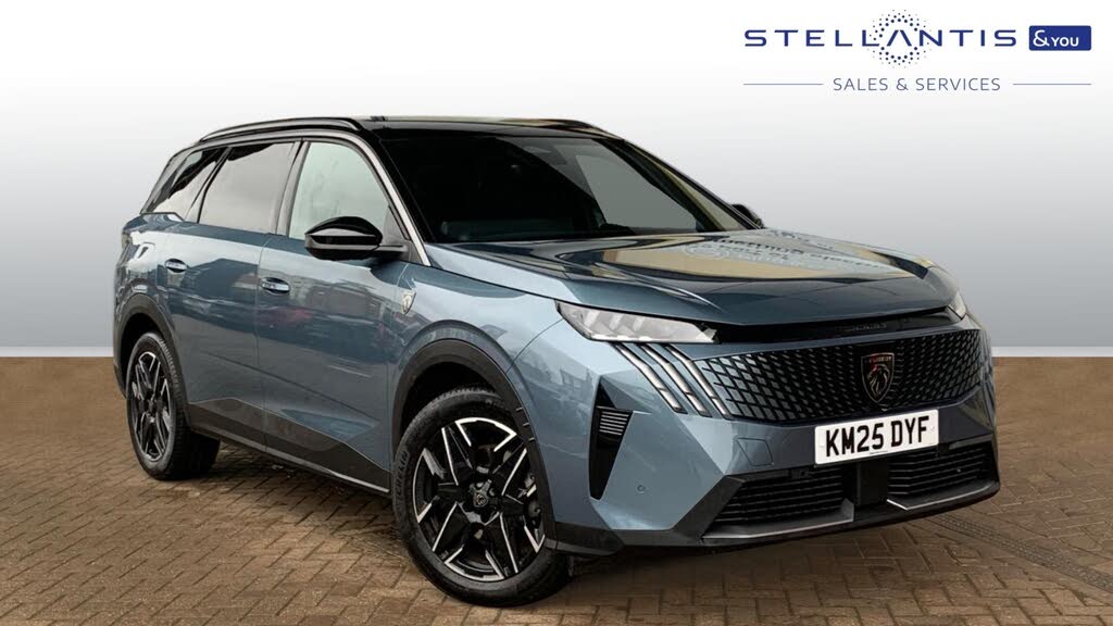 2025 Peugeot 5008 SUV 1.2 GT (136ps)