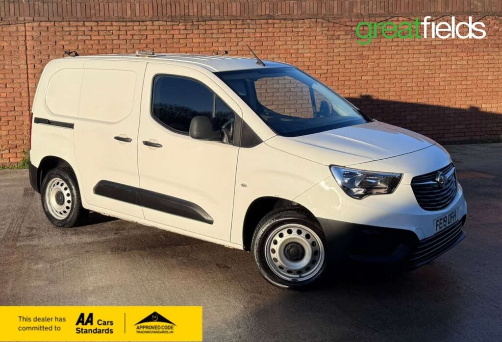 2019 Vauxhall Combo 1.6CDTi Edition 2300 (100PS)(EU6) L1H1 Panel