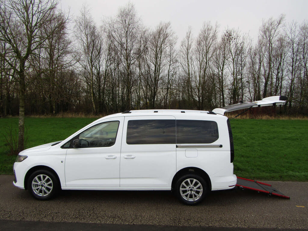 2023 Ford Grand Tourneo Connect 2.0 Titanium