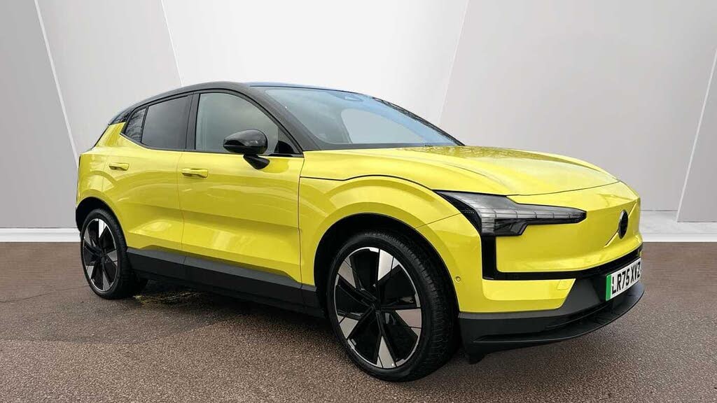 2025 Volvo EX30 E Twin Ultra